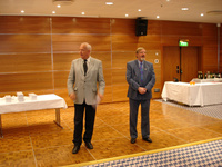 Arrangøren med Olav Hjerkinn til høyre
